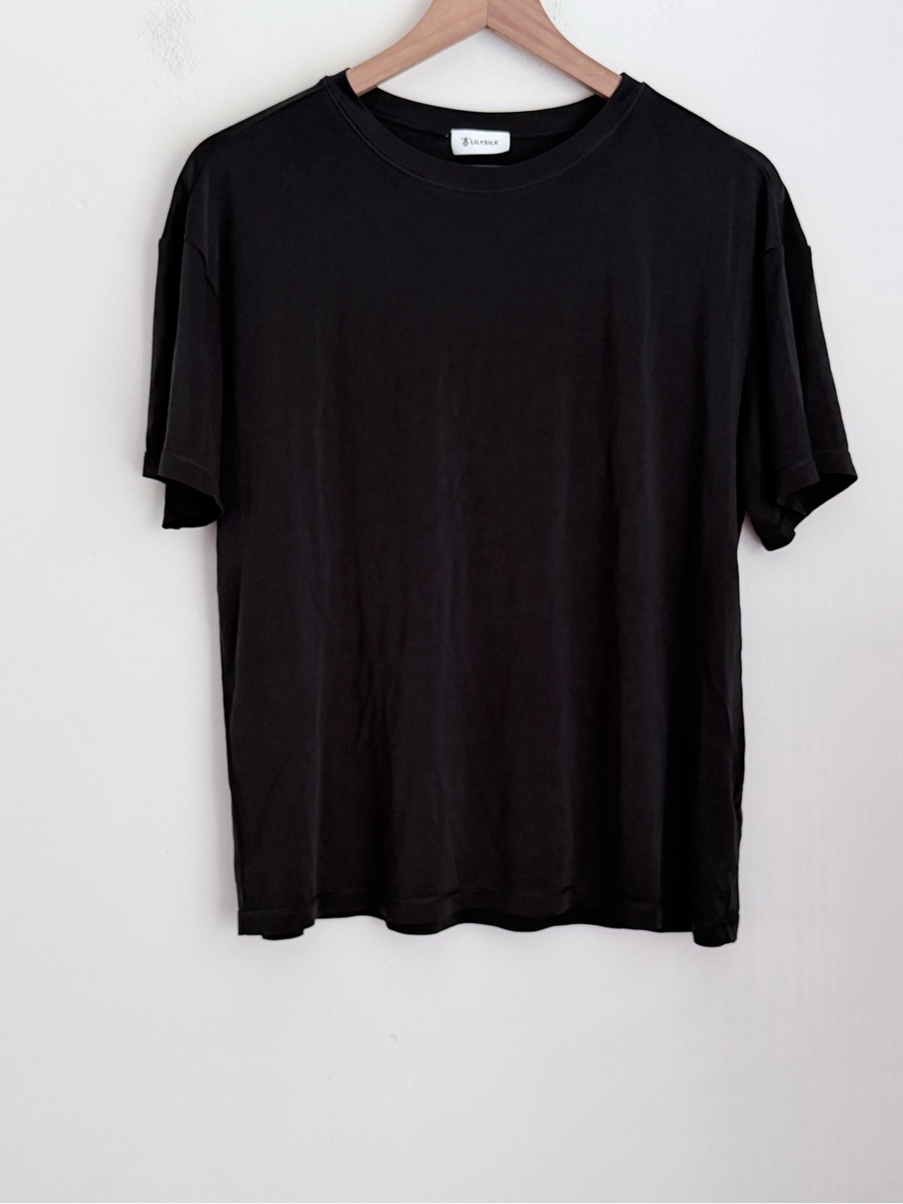 Lilysilk Shirt Womens S black Short Sleeve crew Neck Blouse